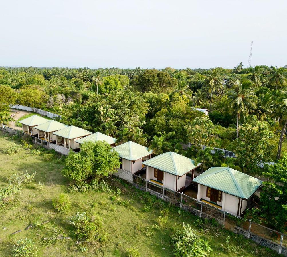 Sunrise Cabanas Arugam Bay Exterior foto